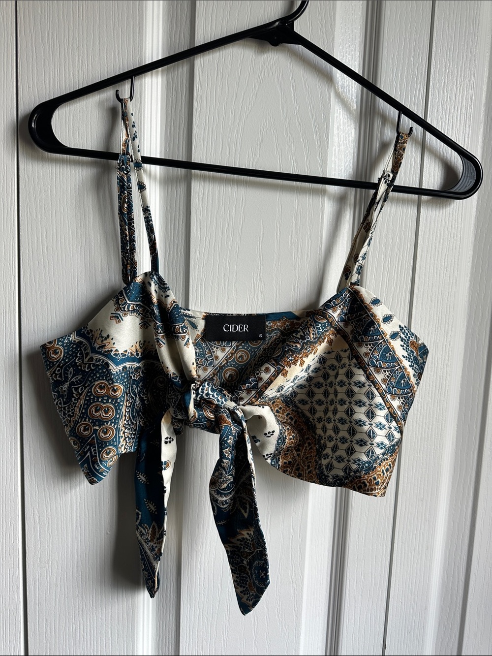 Cider Teal & Cream Paisley Tie-Front Crop Top